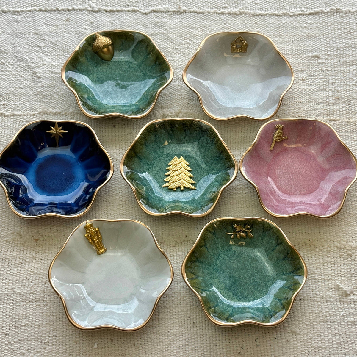 Acorn Ceramic Dish 